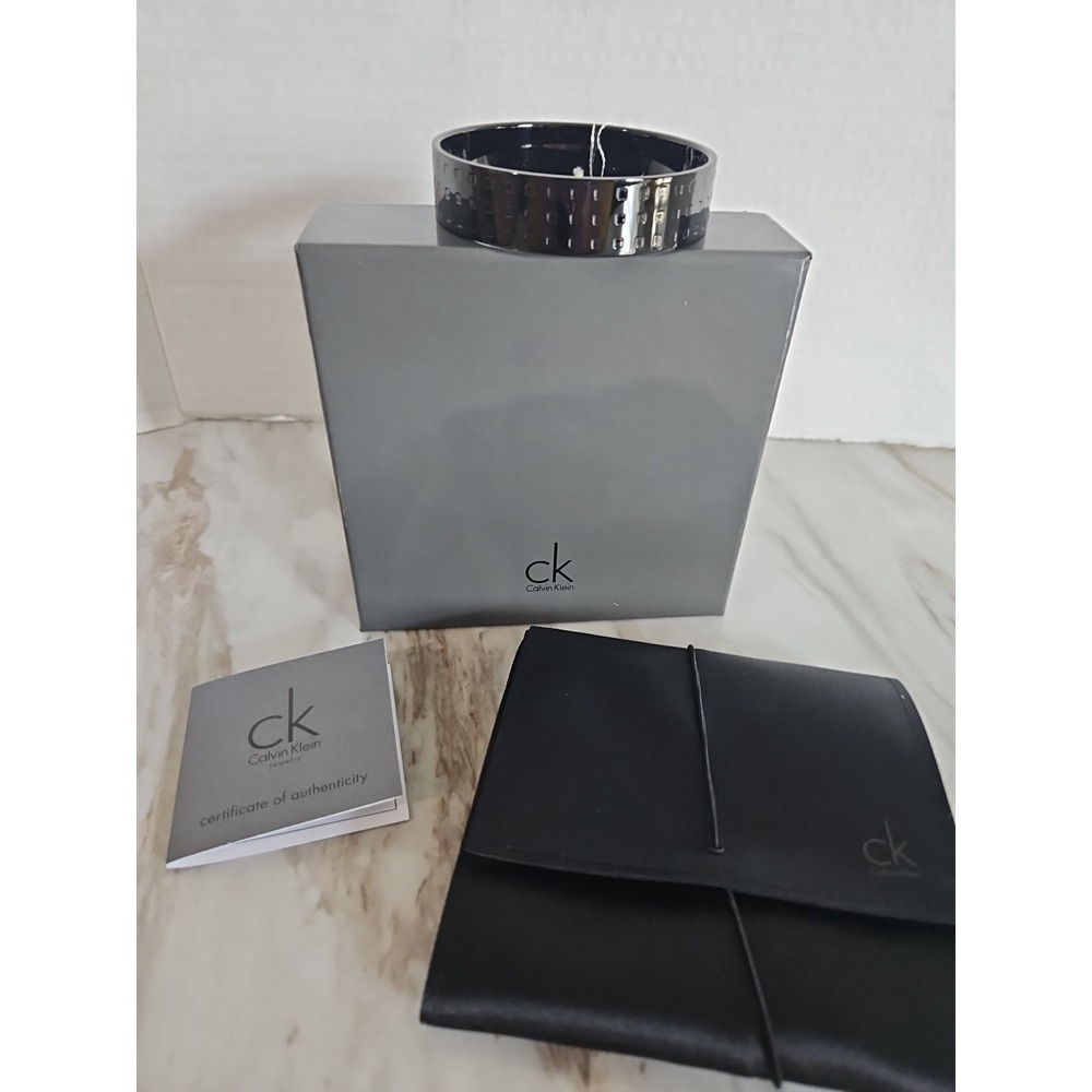 Calvin Klein Grid Black Bracelet Bangle New Ladies Small jewelry accessory‎